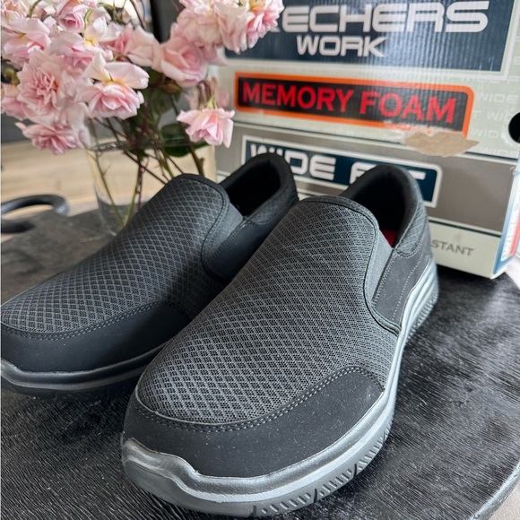 Skechers Black and Gray Slip-On Loafers with Memory Foam - Picture 1 of 7